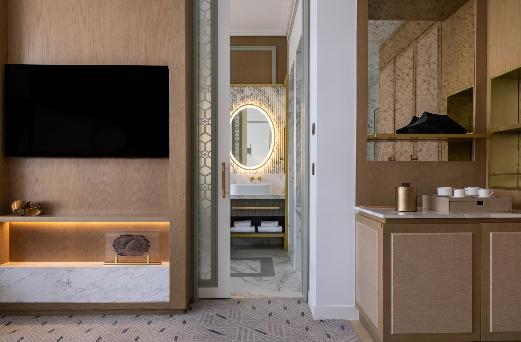 luxury deluxe room king atheel kafd hotel tv