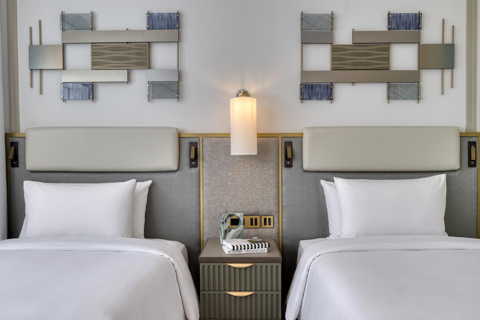 luxury executive room twin two beds atheel kafd hotel